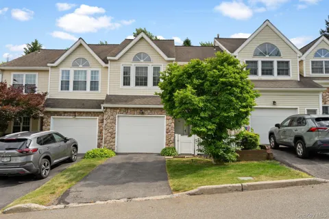 27 Spruce Ridge Drive