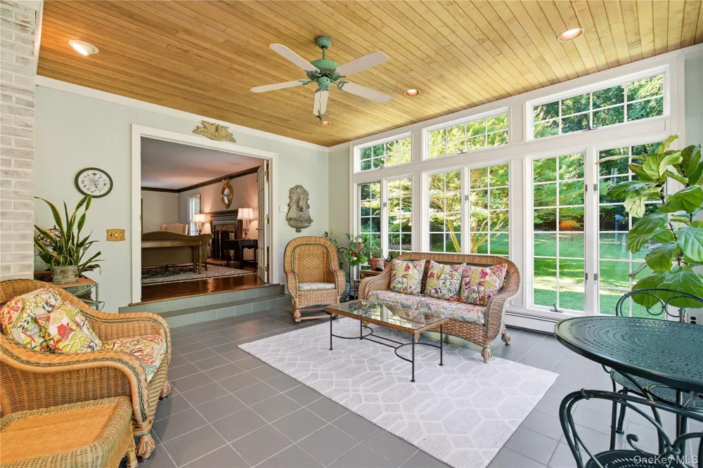 54 Snake Hill Road Cold Spring Harbor, NY 11724