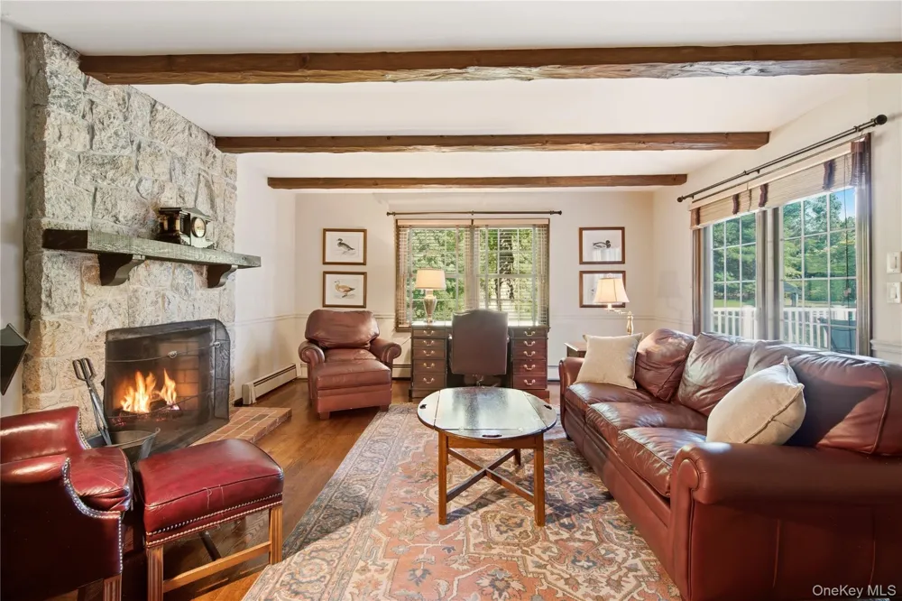 54 Snake Hill Road Cold Spring Harbor, NY 11724