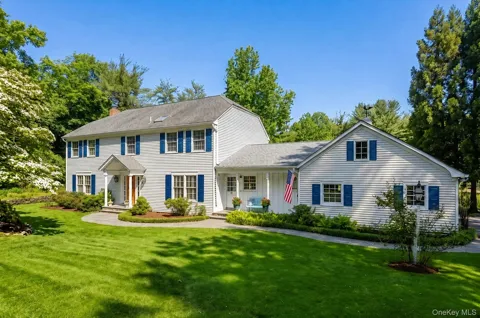 54 Snake Hill Road