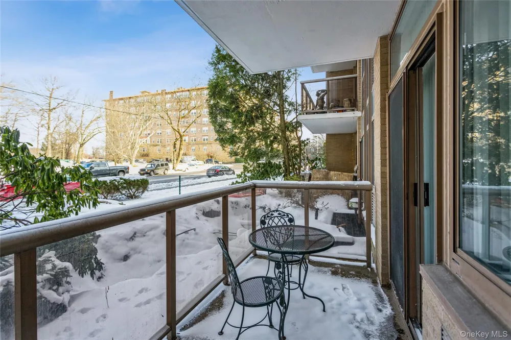 35 Chatsworth Avenue #1J Larchmont, NY 10538