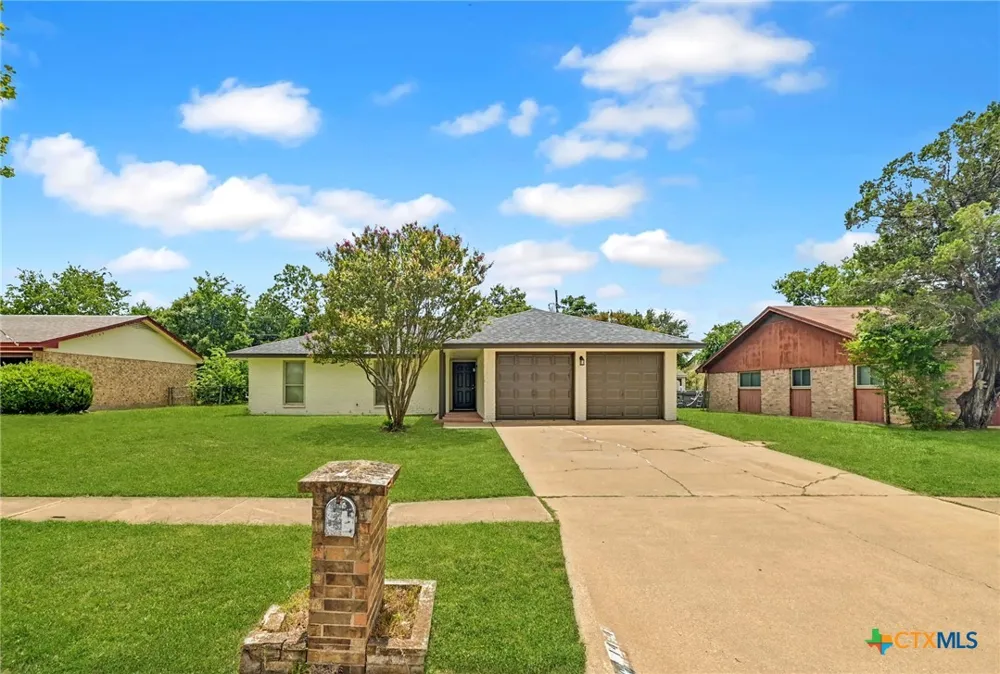 1404 Farhills Drive Killeen, TX 76549