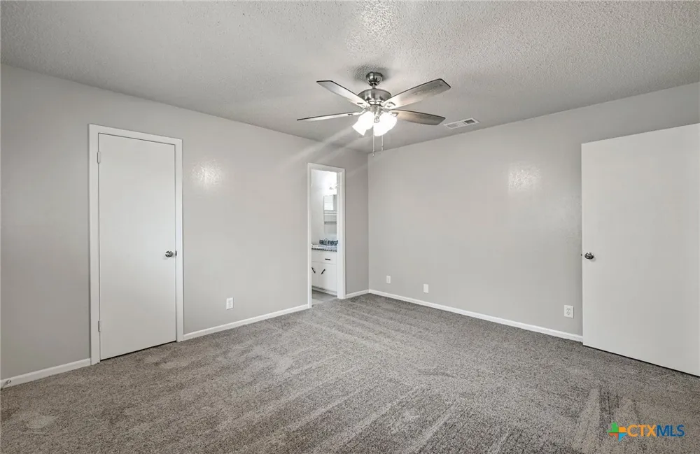 1404 Farhills Drive Killeen, TX 76549