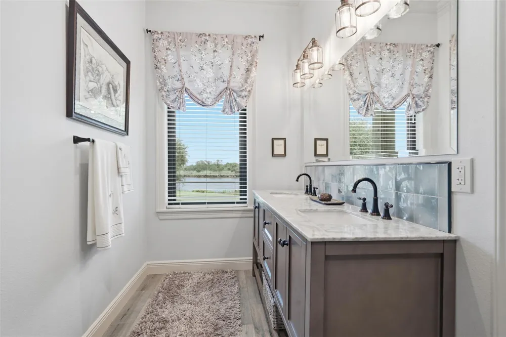 7165 Backridge Road Sabine Pass, TX 77655