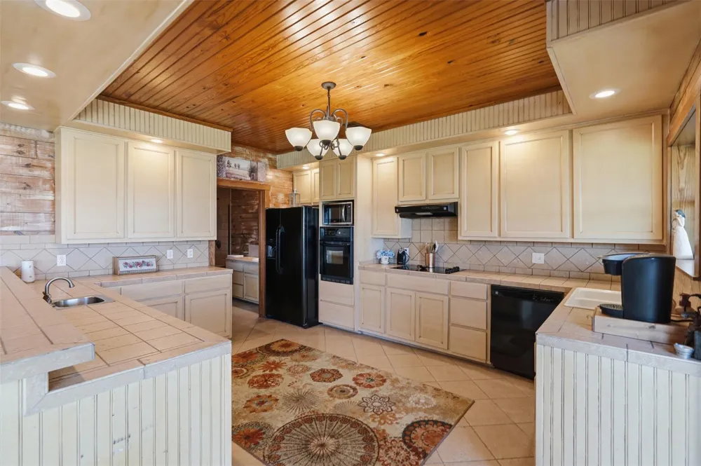 7165 Backridge Road Sabine Pass, TX 77655