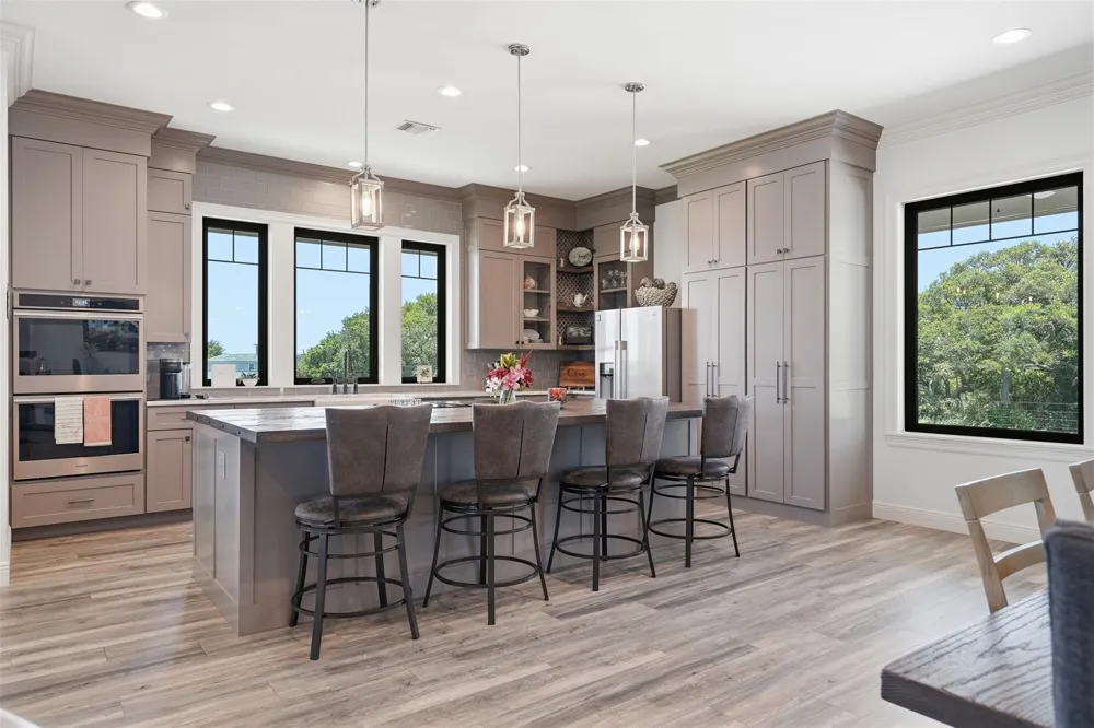 7165 Backridge Road Sabine Pass, TX 77655