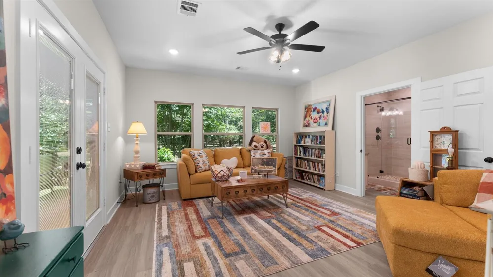 9698 Pioneer Trace Conroe, TX 77303
