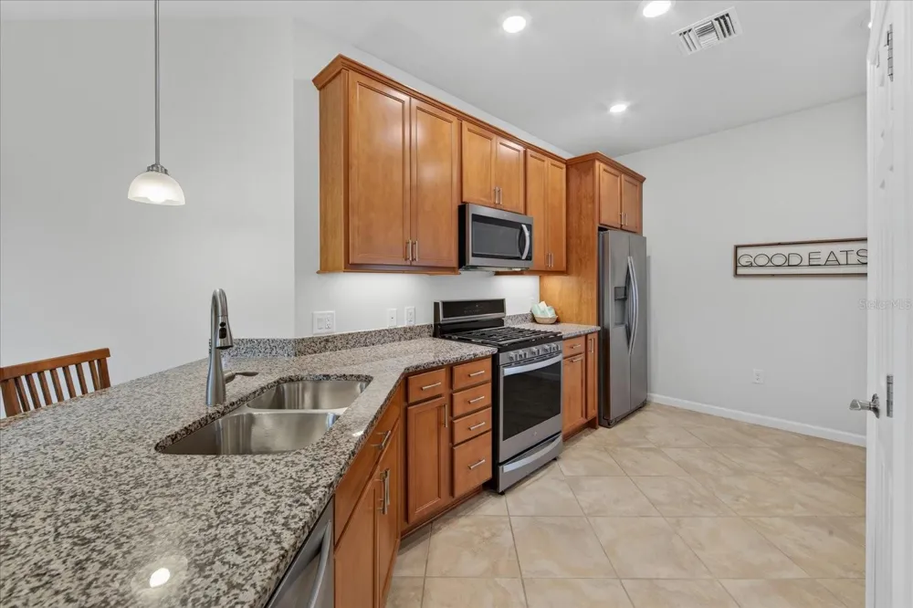 17658 CAMDEN DRIVE Bradenton, FL 34202