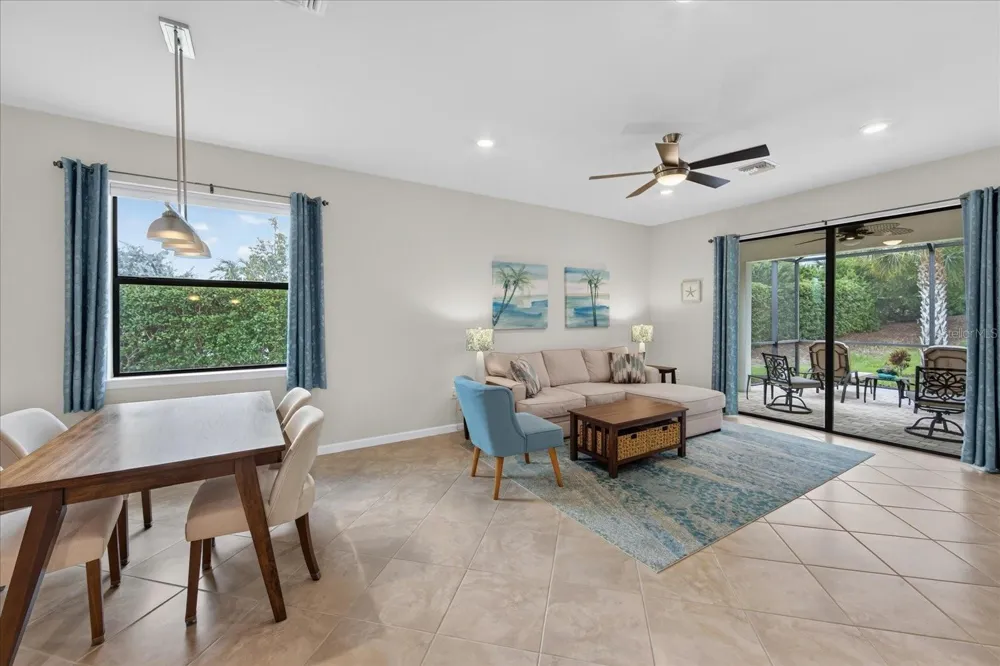 17658 CAMDEN DRIVE Bradenton, FL 34202