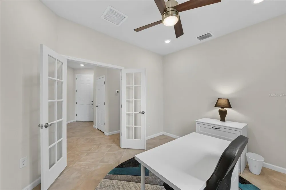 17658 CAMDEN DRIVE Bradenton, FL 34202