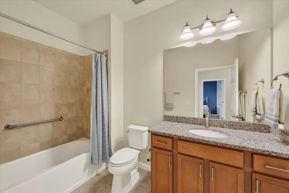 17658 CAMDEN DRIVE Bradenton, FL 34202