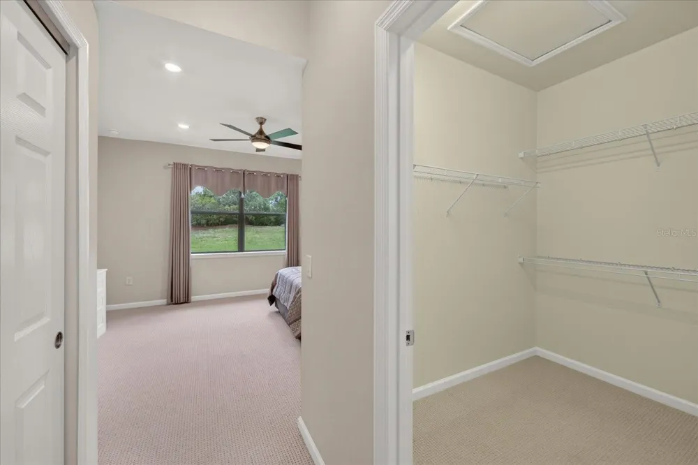 17658 CAMDEN DRIVE Bradenton, FL 34202