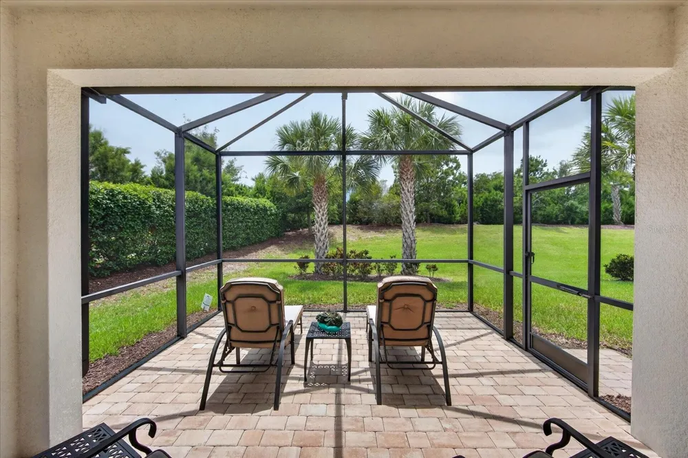 17658 CAMDEN DRIVE Bradenton, FL 34202