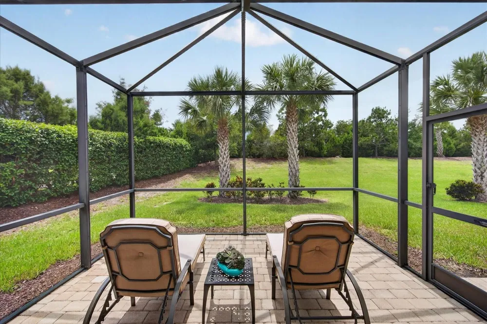 17658 CAMDEN DRIVE Bradenton, FL 34202