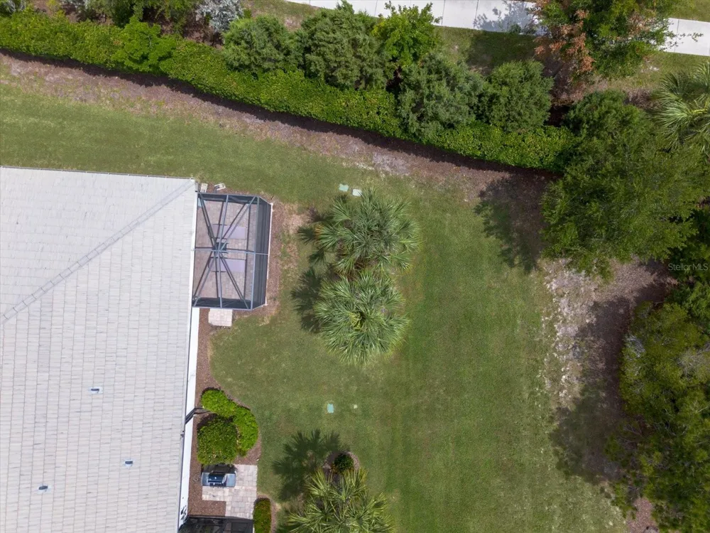 17658 CAMDEN DRIVE Bradenton, FL 34202