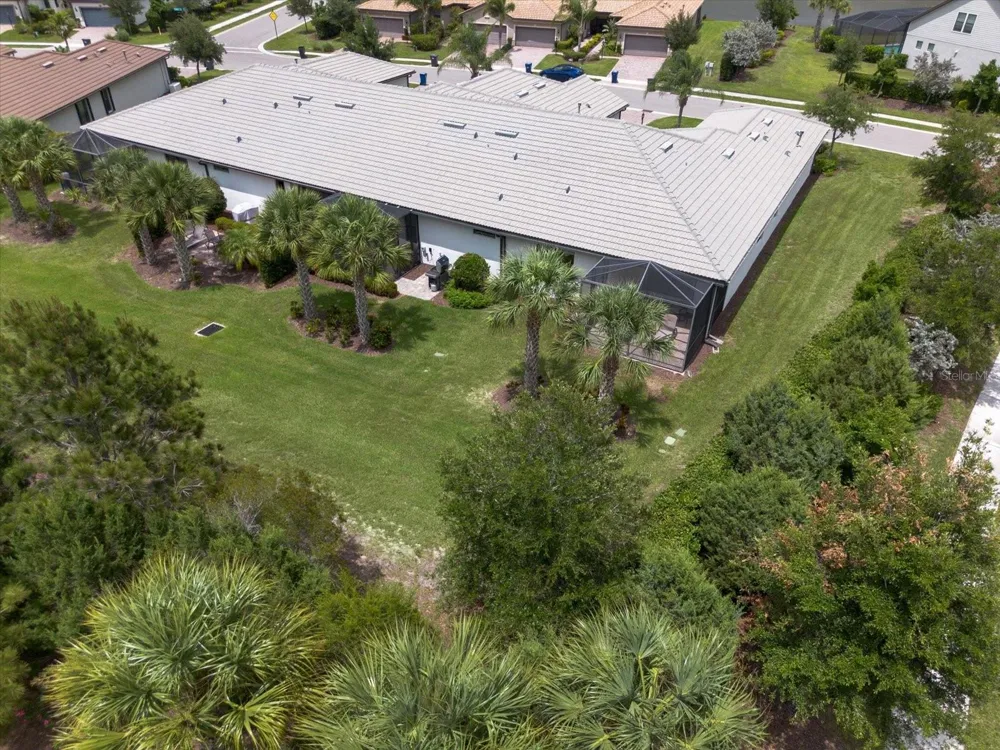 17658 CAMDEN DRIVE Bradenton, FL 34202