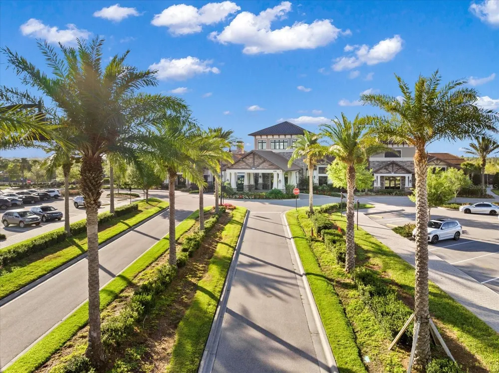 17658 CAMDEN DRIVE Bradenton, FL 34202