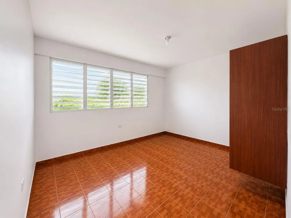CARR. 908 KM 9.4 BO. TEJAS APT. #7 Humacao, PR 00791