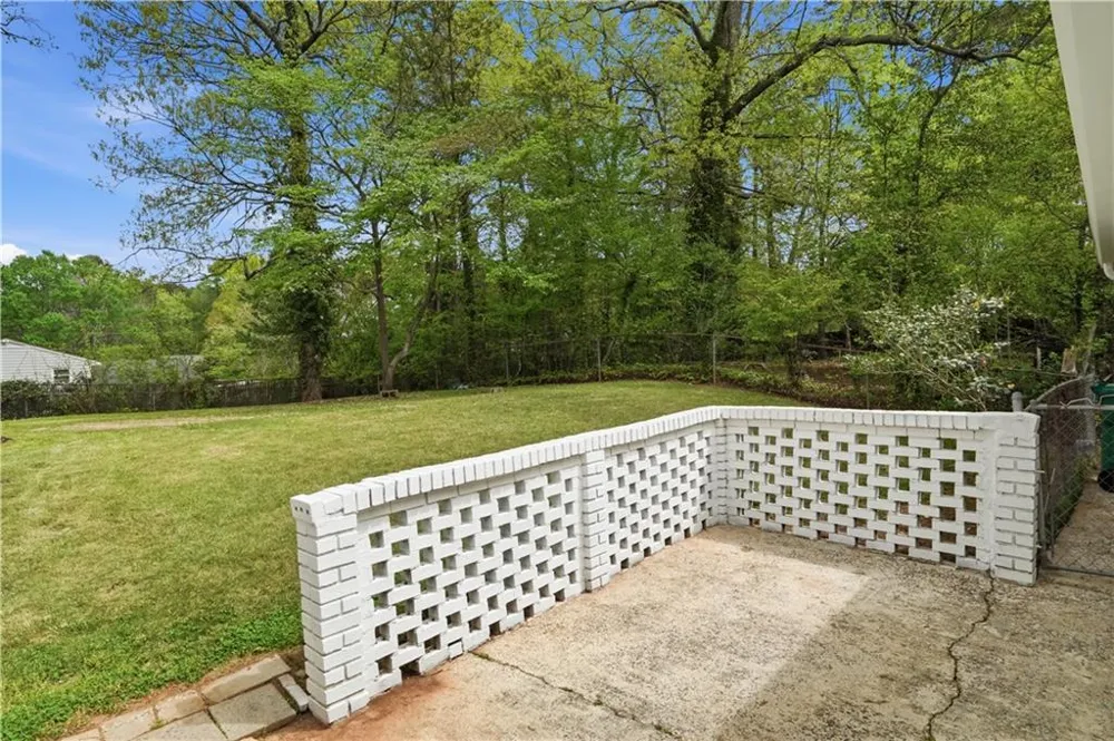 1143 Creekdale Drive Clarkston, GA 30021