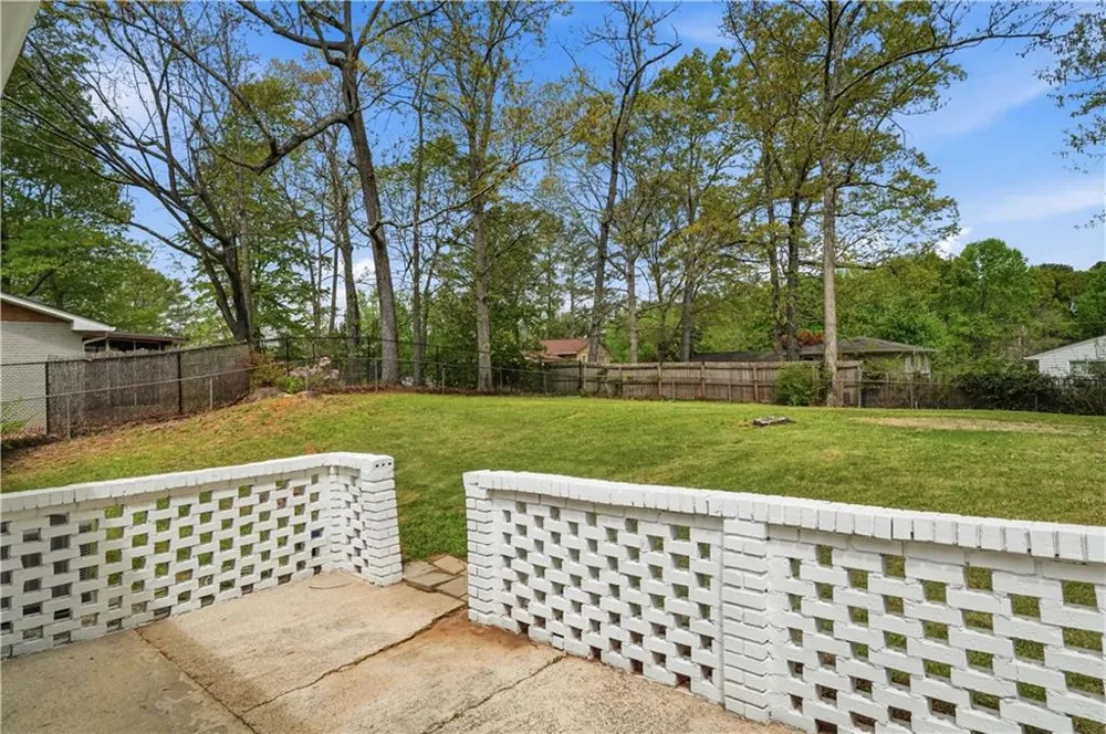 1143 Creekdale Drive Clarkston, GA 30021