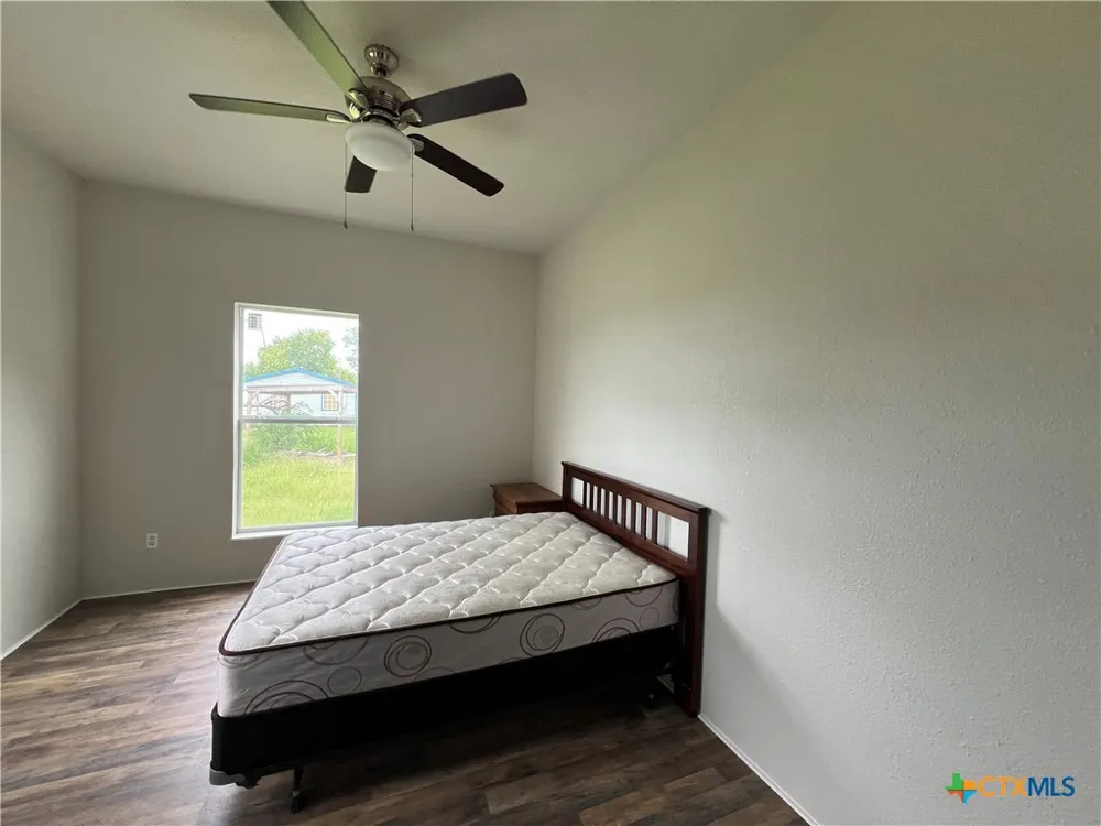 103 5th Street #A Seadrift, TX 77983