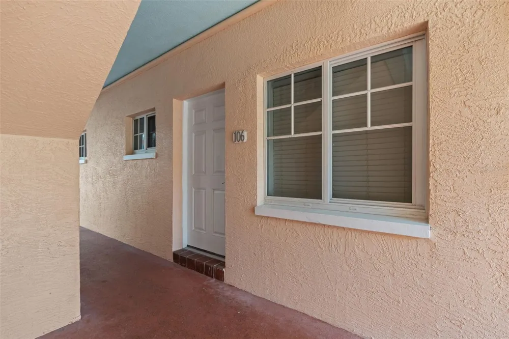 19417 GULF BOULEVARD #C106 Indian Rocks Beach, FL 33785