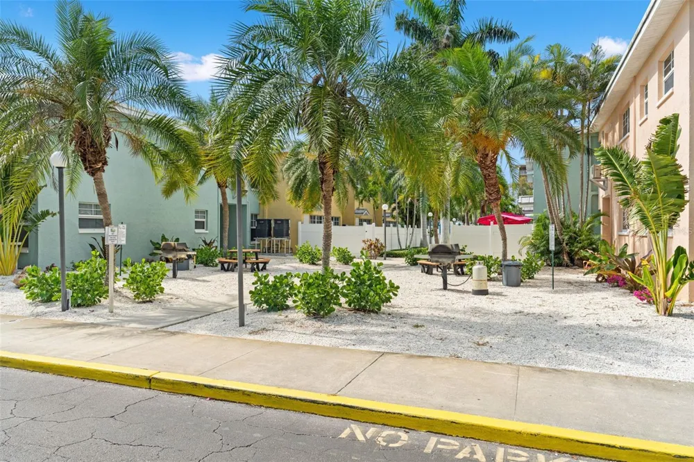 19417 GULF BOULEVARD #C106 Indian Rocks Beach, FL 33785