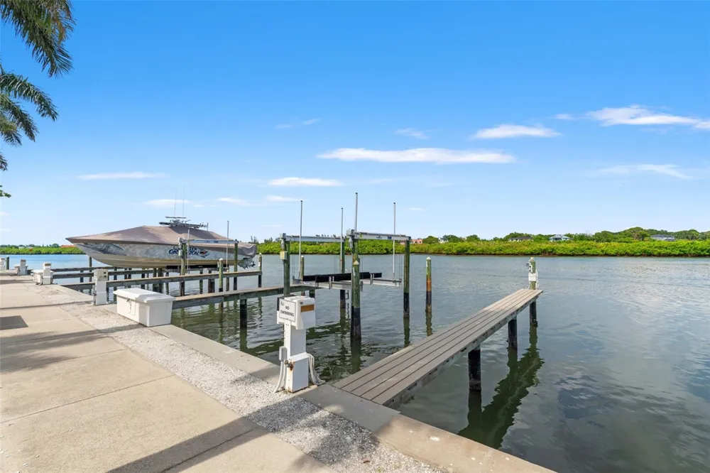 19417 GULF BOULEVARD #C106 Indian Rocks Beach, FL 33785