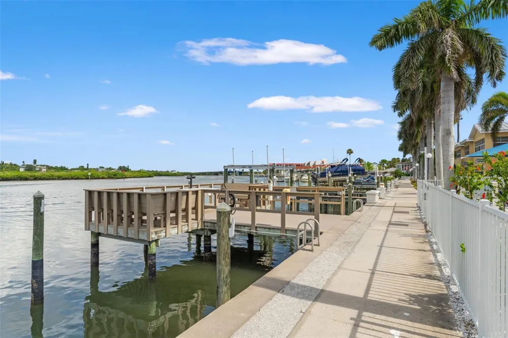 19417 GULF BOULEVARD #C106 Indian Rocks Beach, FL 33785