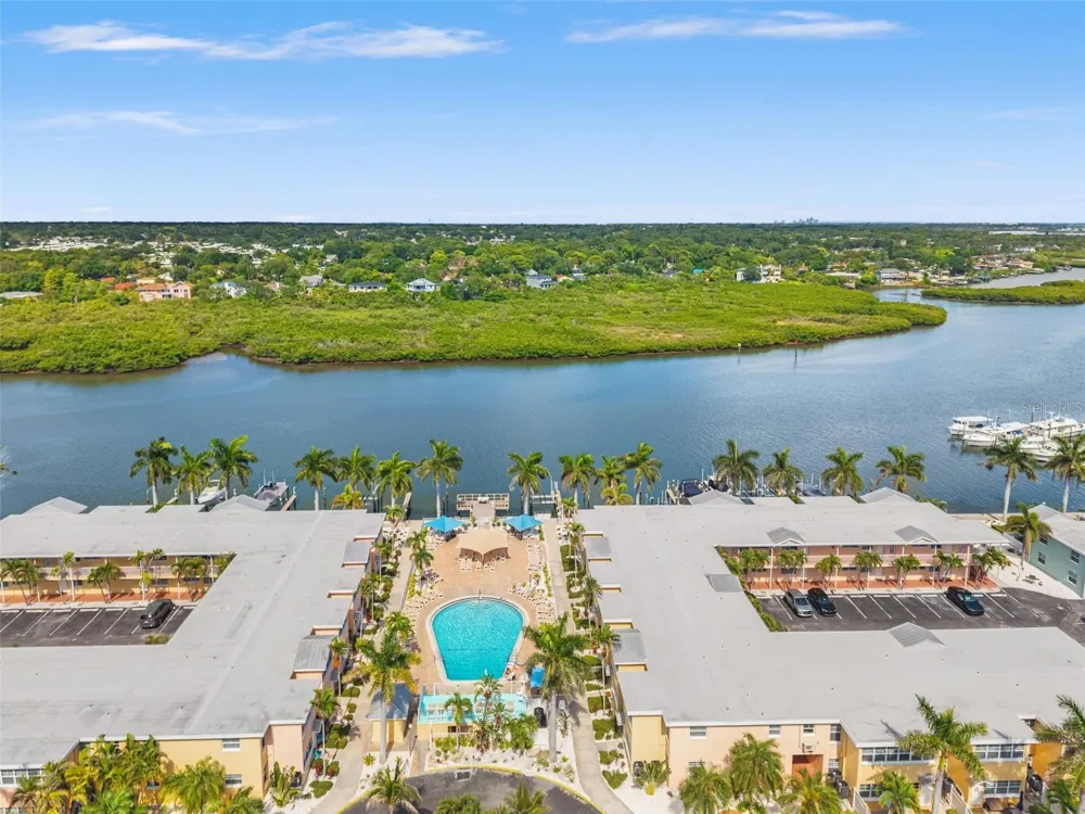 19417 GULF BOULEVARD #C106 Indian Rocks Beach, FL 33785