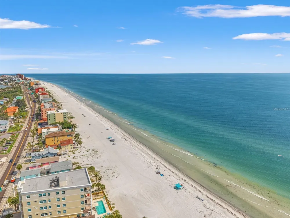 19417 GULF BOULEVARD #C106 Indian Rocks Beach, FL 33785