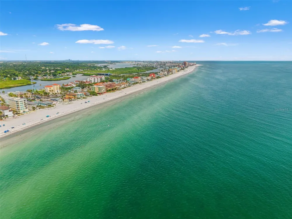 19417 GULF BOULEVARD #C106 Indian Rocks Beach, FL 33785