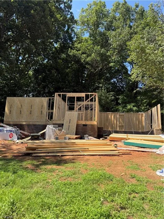 605 Sommerdale Court Rural Hall, NC 27045