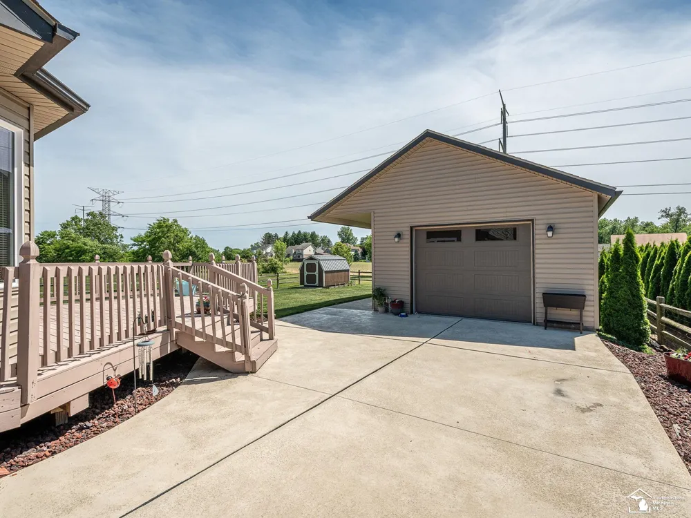 5019 Skylark Drive Monroe Charter Township, MI 48161