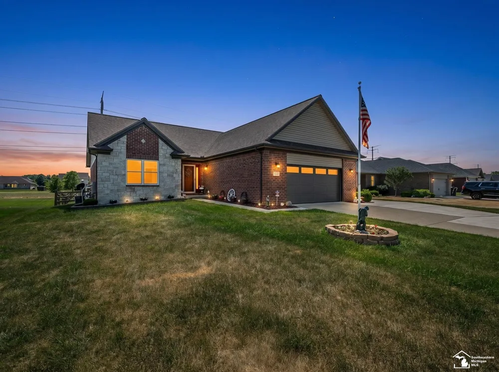 5019 Skylark Drive Monroe Charter Township, MI 48161