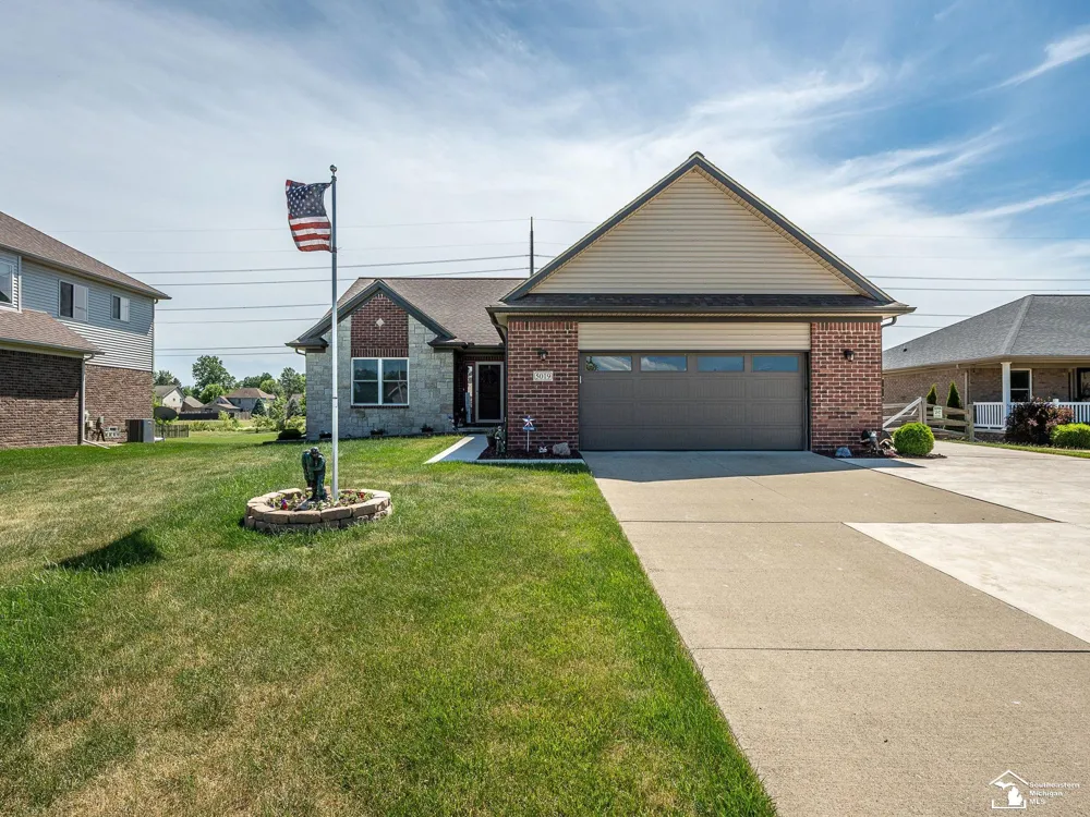 5019 Skylark Drive Monroe Charter Township, MI 48161