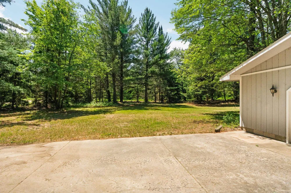 5596 NE Rita Drive Coldsprings Township, MI 49646