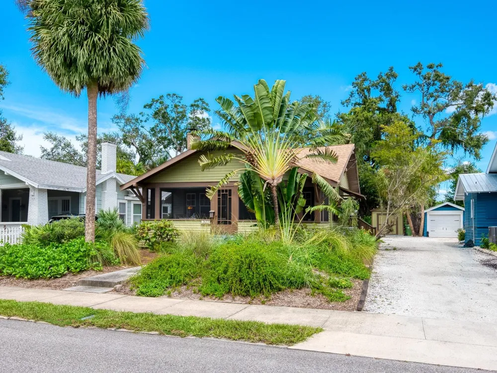 2322 7TH AVENUE W Bradenton, FL 34205