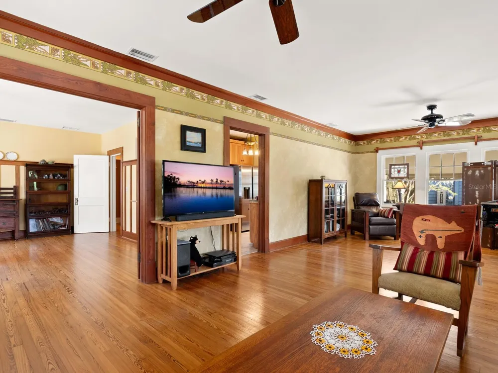 2322 7TH AVENUE W Bradenton, FL 34205