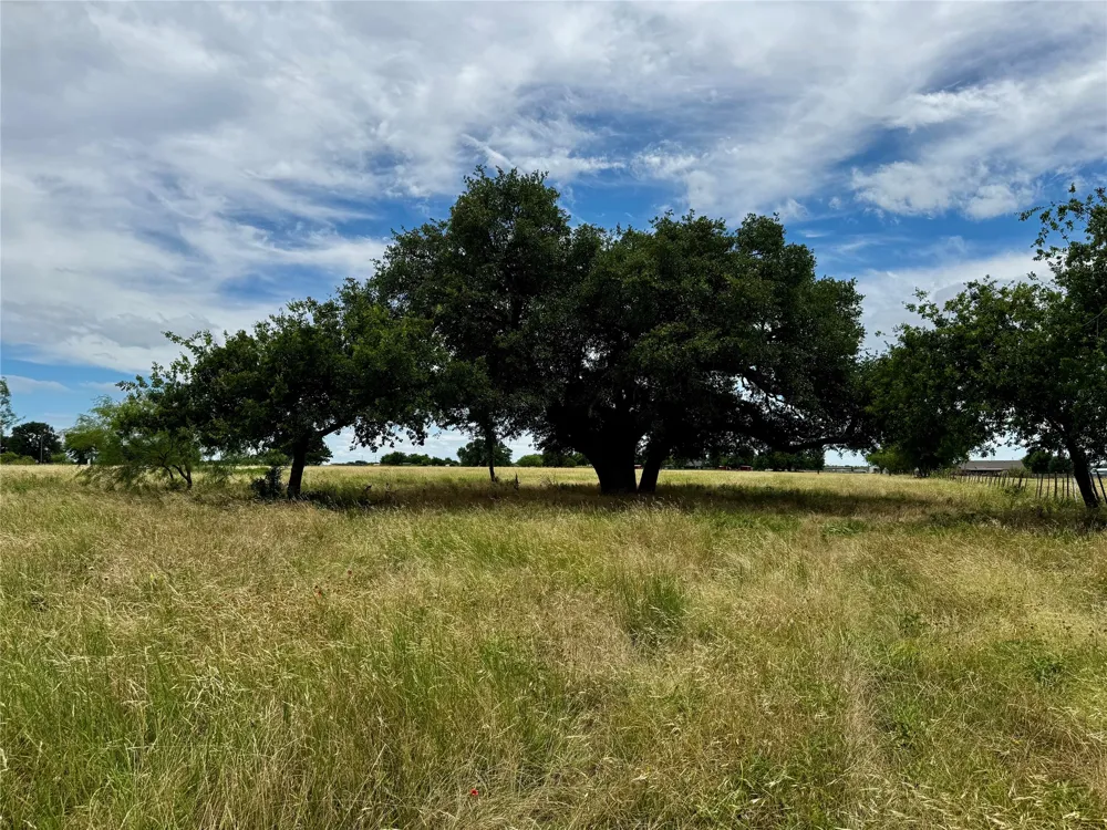 HAYES ROAD Mineral Wells, TX 76067