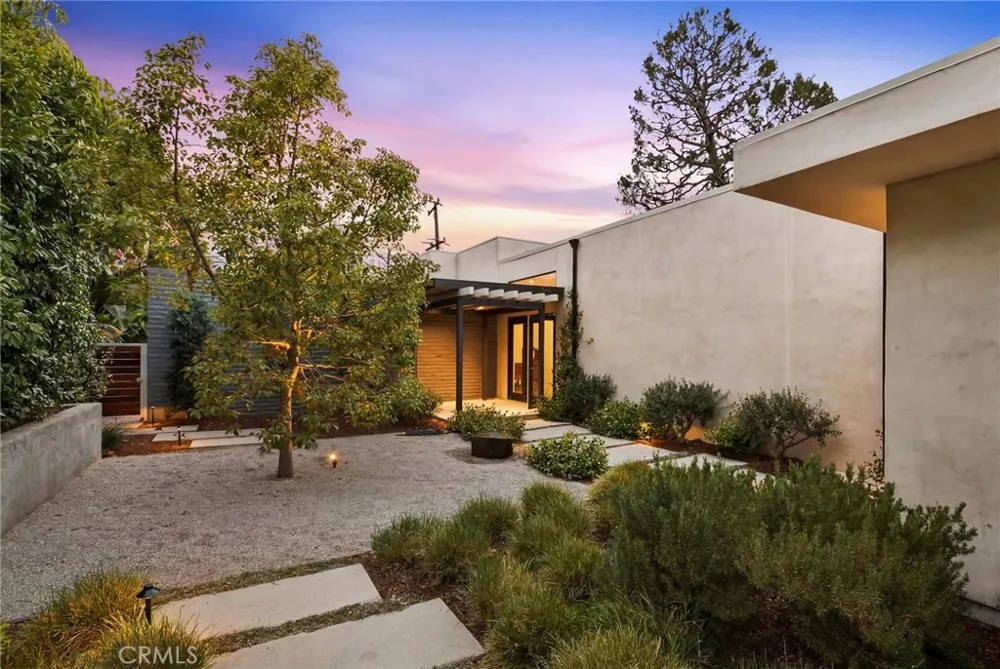 6085 Woodfern Drive Rancho Palos Verdes, CA 90275
