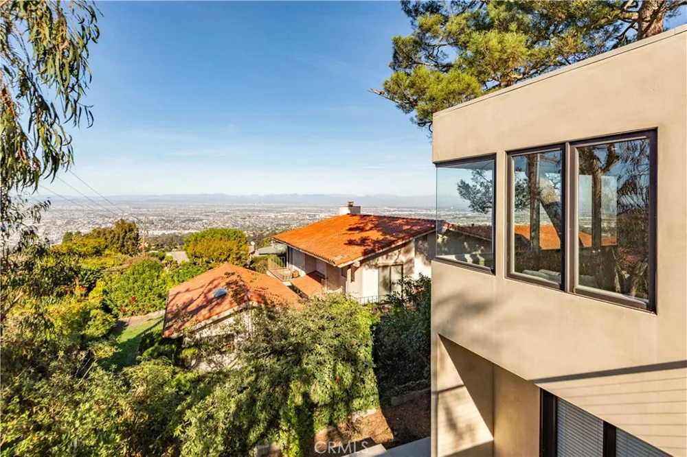 6085 Woodfern Drive Rancho Palos Verdes, CA 90275
