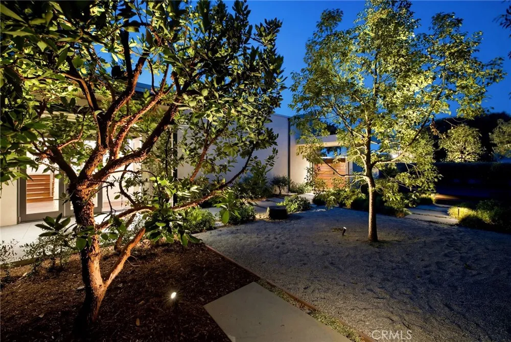 6085 Woodfern Drive Rancho Palos Verdes, CA 90275