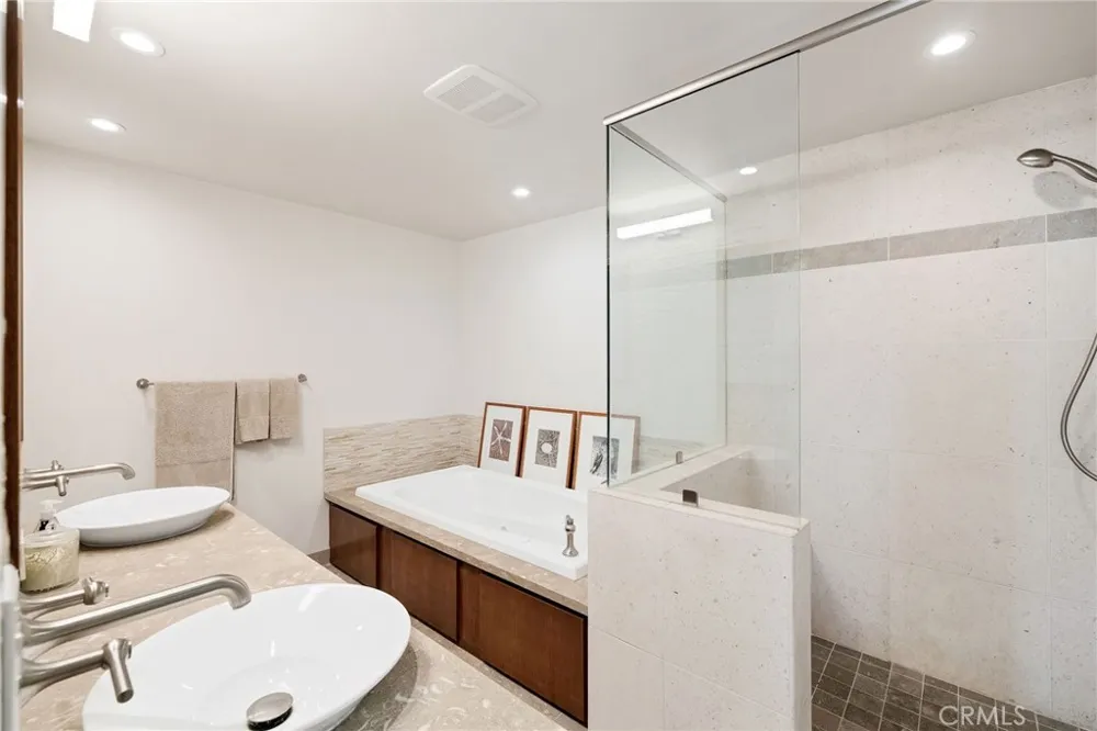 6085 Woodfern Drive Rancho Palos Verdes, CA 90275