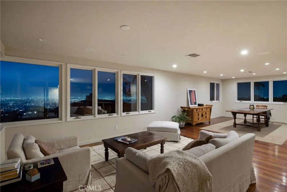 6085 Woodfern Drive Rancho Palos Verdes, CA 90275