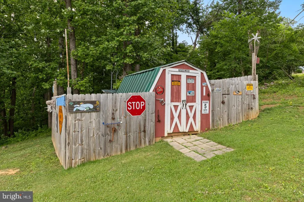 149 DUNGADIN ROAD Front Royal, VA 22630
