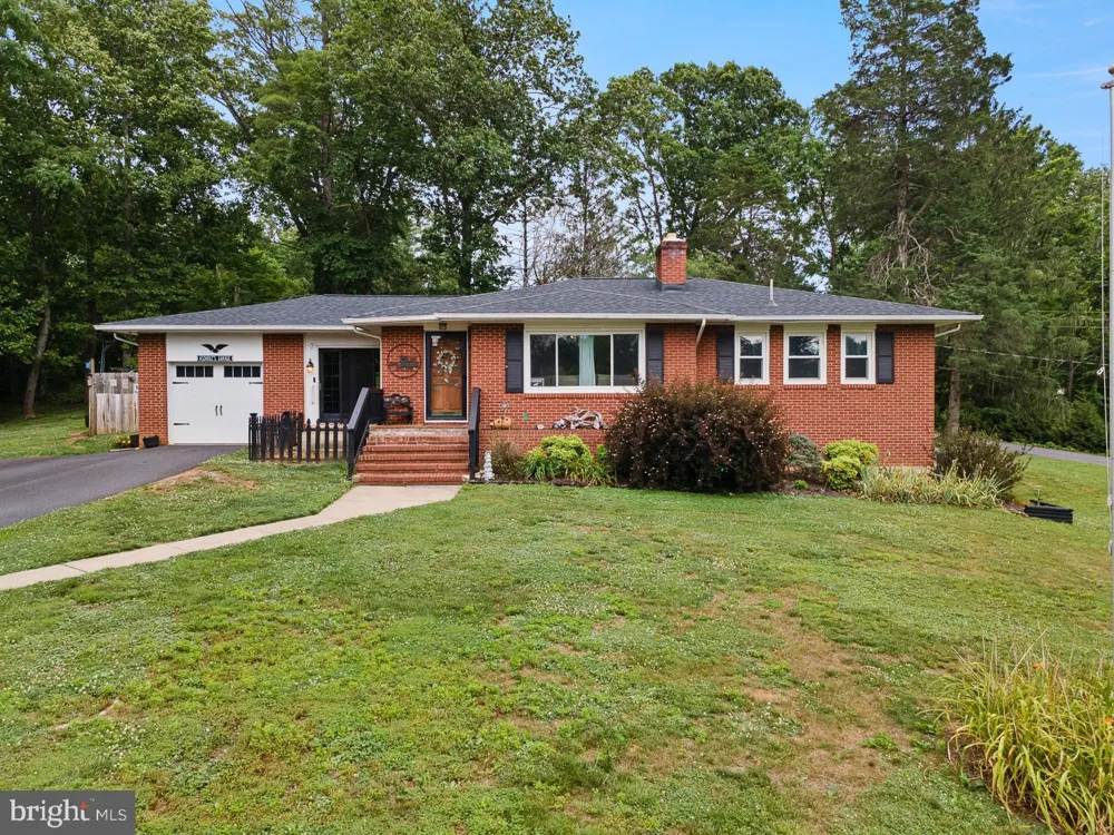 149 DUNGADIN ROAD Front Royal, VA 22630