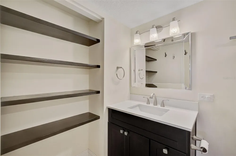 7204 JESSIE HARBOR DRIVE #7204 Osprey, FL 34229