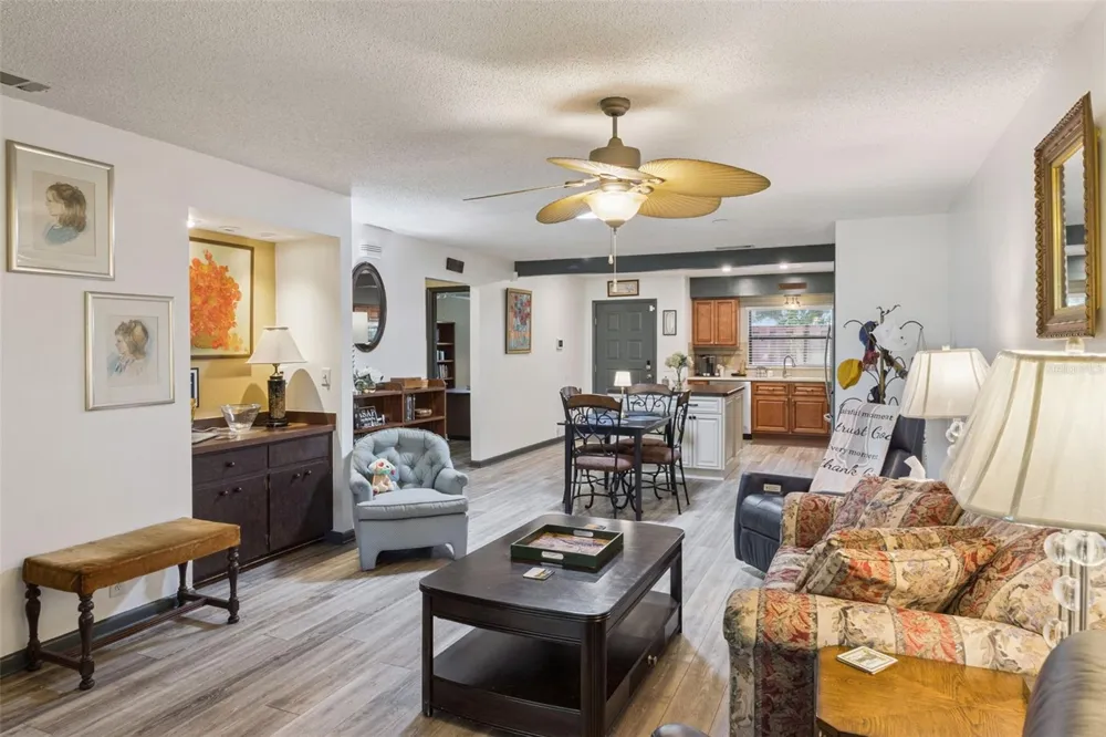 664 CLUBHOUSE ROAD Winter Haven, FL 33884