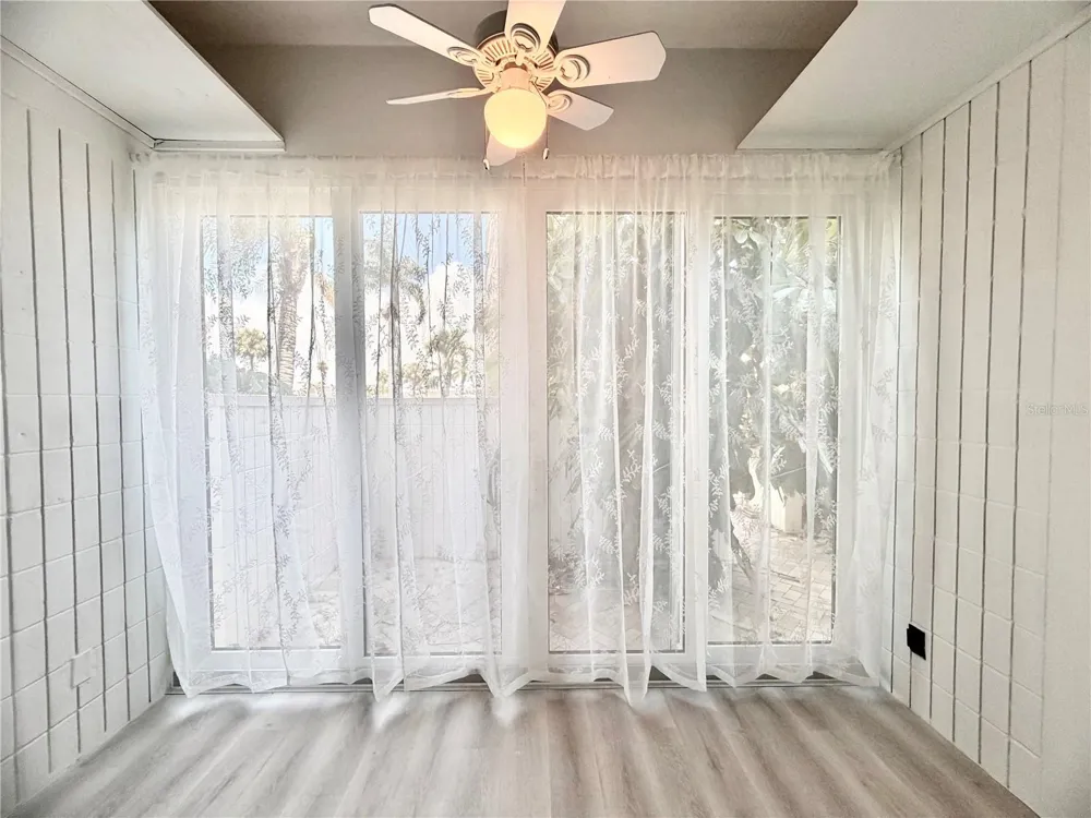 7400 SUN ISLAND DRIVE S #111 South Pasadena, FL 33707
